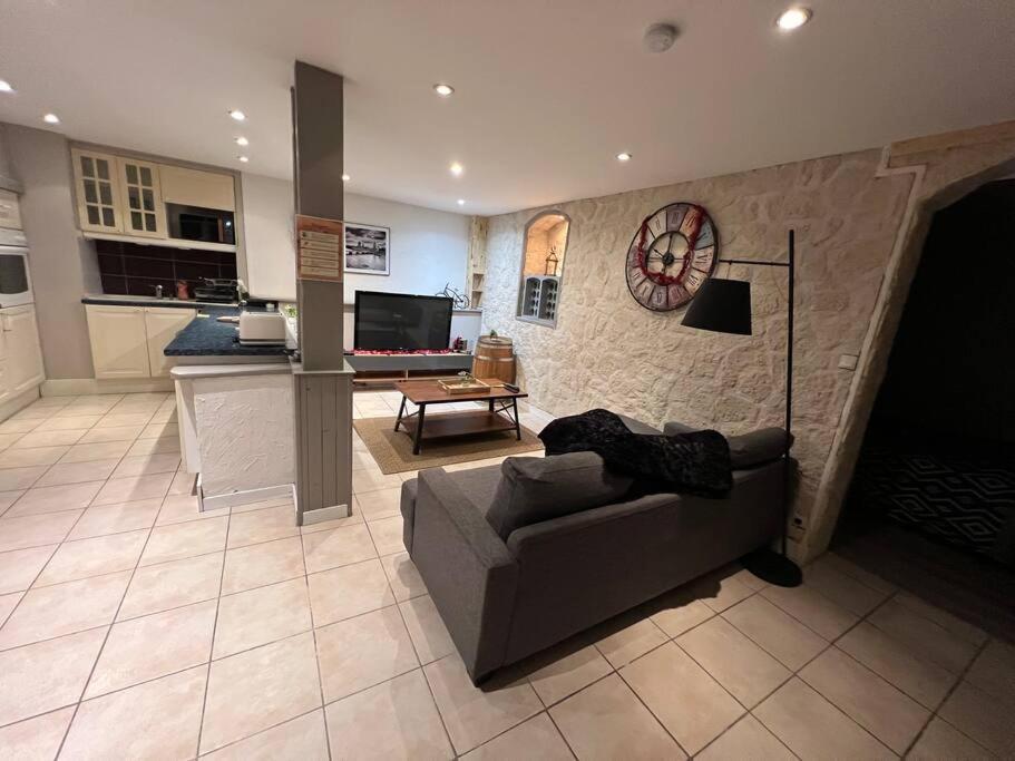 Les 4 Chenes - T2 Refait A Neuf Apartment Le Pont-de-Beauvoisin Екстериор снимка